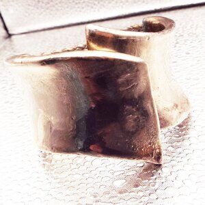 DRAMATIC ISRAEL ARTIST STERLING SCULPTURAL STYLE ABSTRACT THICK WRAP BRACELET